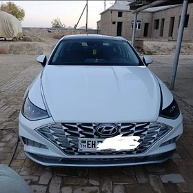 Hyundai Sonata 2022