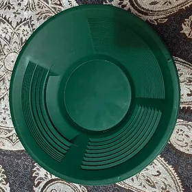 gyzyl uçin