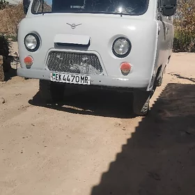UAZ 2206 1999