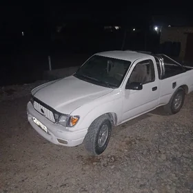 Toyota Tacoma 2003