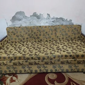 Диваны