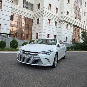 Toyota Camry 2017