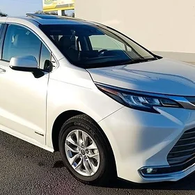 Toyota Sienna 2021