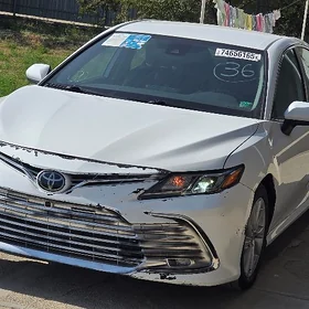 Toyota Camry 2022