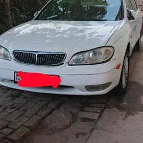 Nissan Maxima 2000