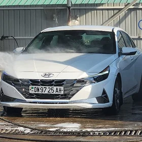 Hyundai Elantra 2021