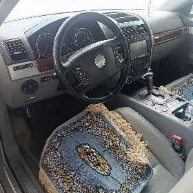 Volkswagen Touareg 2004