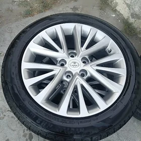 Camry disga teker 17.