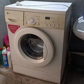 LG Kyr maşin