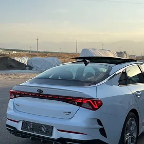 Kia K5 2021