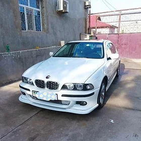 BMW E39 2003