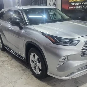 Toyota Highlander 2020