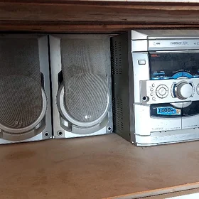 LG MUZUKALNY SENTR