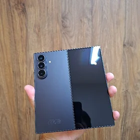 samsung z fold7 TP