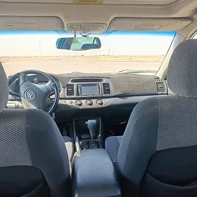 Toyota Camry 2004