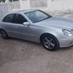Mercedes-Benz C320 2002
