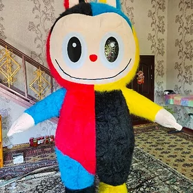 miska labubu