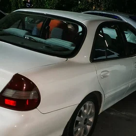 Hyundai Sonata 1996