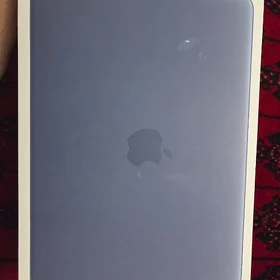 iPhone Macbook 13