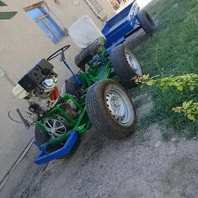 MTZ T-28 2012