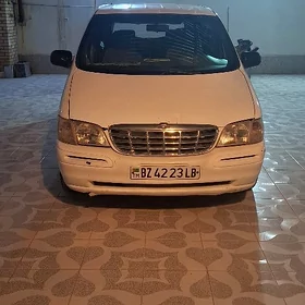Toyota Sienna 2000