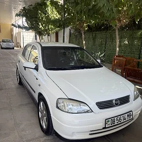 Opel Astra 2000