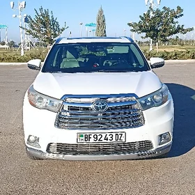 Toyota Highlander 2015