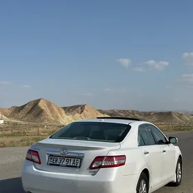 Toyota Camry 2011