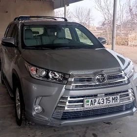 Toyota Highlander 2019