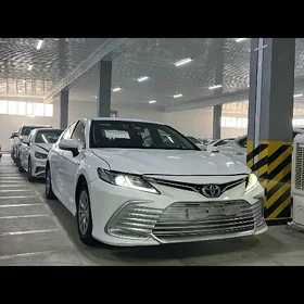 Toyota Camry 2022