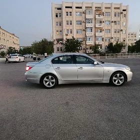 BMW E60 2005