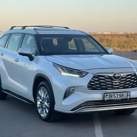 Toyota Highlander 2023