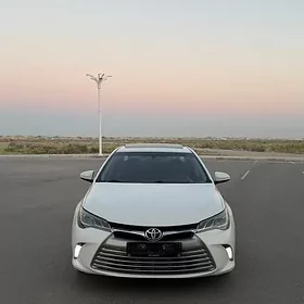 Toyota Camry 2016