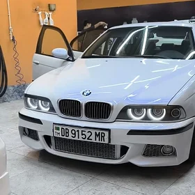 BMW E39 1998