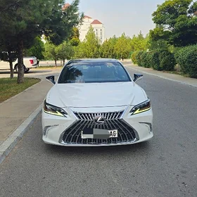 Lexus ES 350 2019