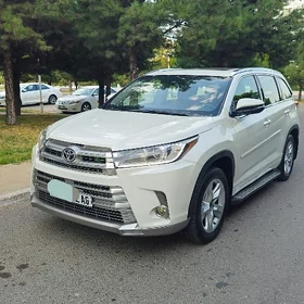 Toyota Highlander 2017