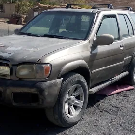 Nissan Pathfinder 2003