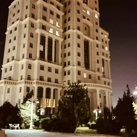 Центр Туркменбаши 4 ком 3 эт.