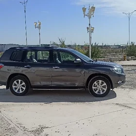 Toyota Highlander 2010