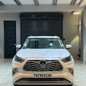 Toyota Highlander 2020