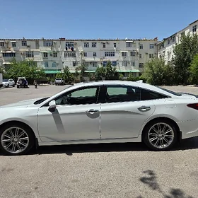 Toyota Avalon 2019
