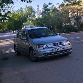 Opel Astra 2000