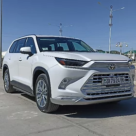 Toyota Grand Highlander 2024