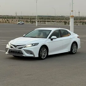 Toyota Camry 2022