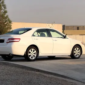 Toyota Camry 2010