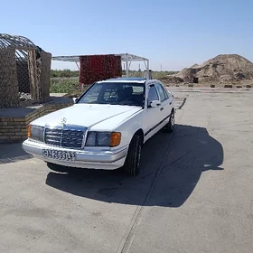 Mercedes-Benz 230E 1990