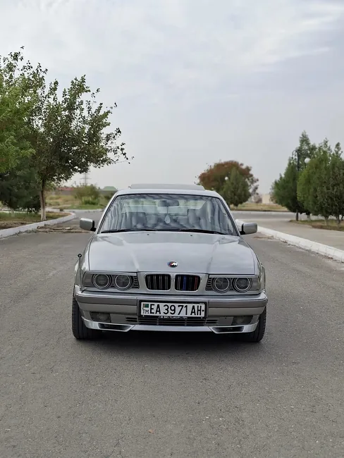 BMW 528 1989 - 1