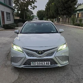 Toyota Camry 2023