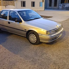 Opel Vectra 1990