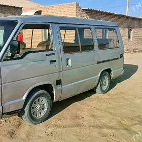 Toyota Hiace 1990